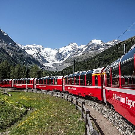 Casa Lalla Affittasi Nel Centro Di Poschiavo Dış mekan fotoğraf